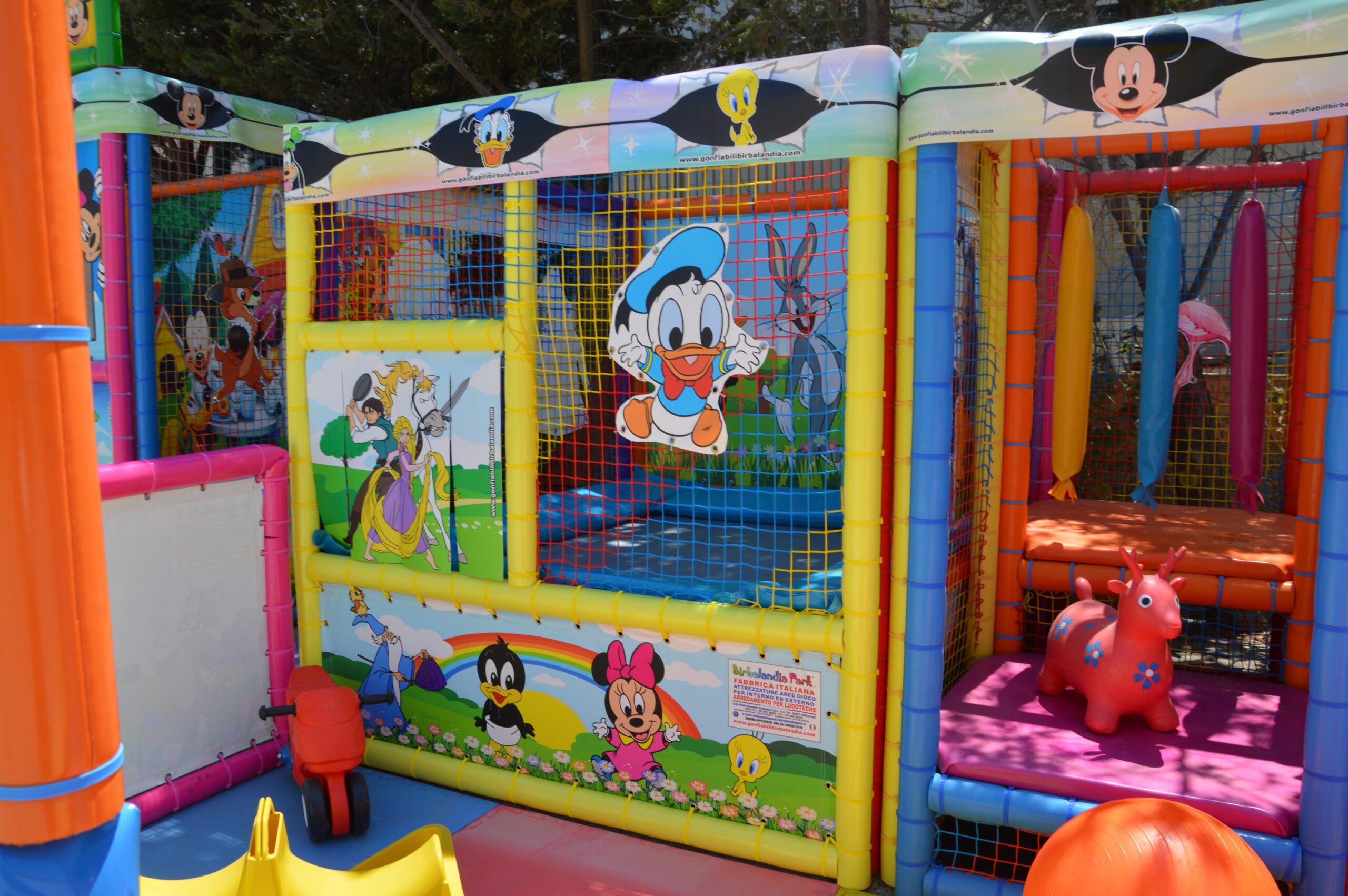 66ab5880af11a782013de0fe_Playground Svizzera (2)