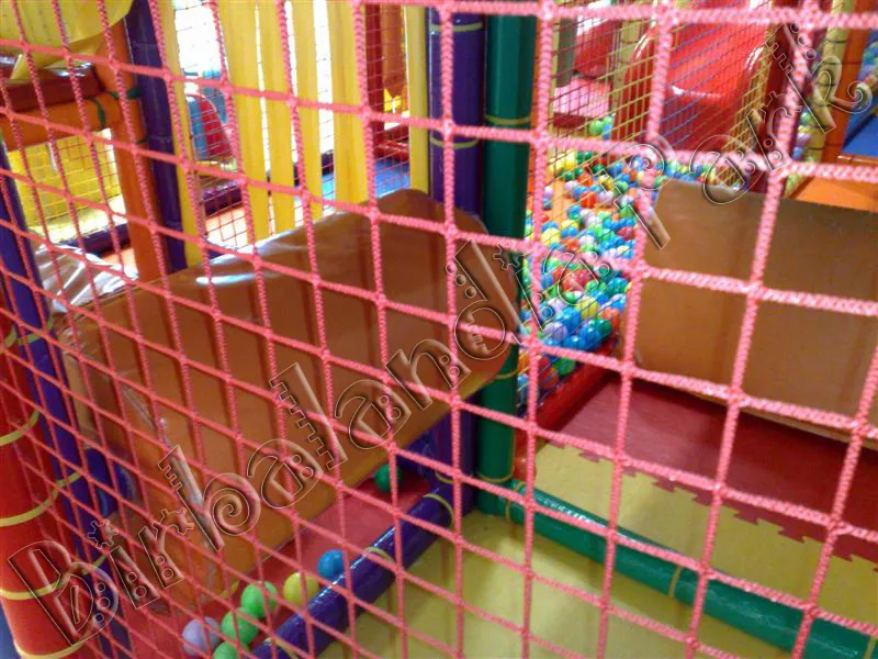 5ef600c8012af5299cf50160_playfriuliI