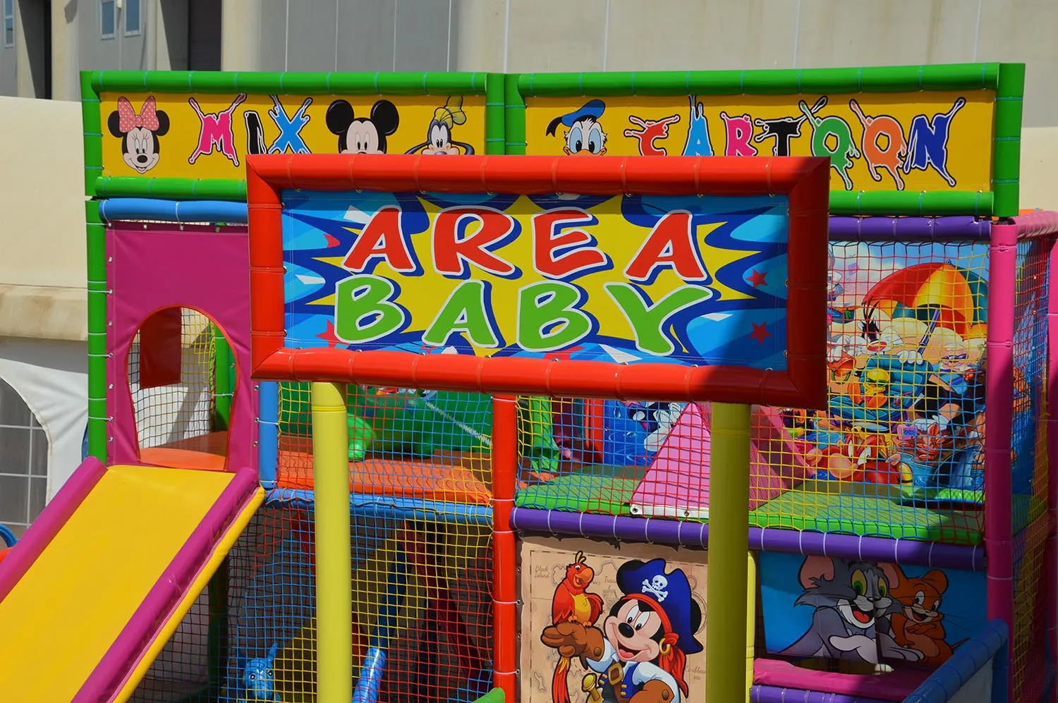 62a3263e0b3109211d7eb4c6_Playground (4)
