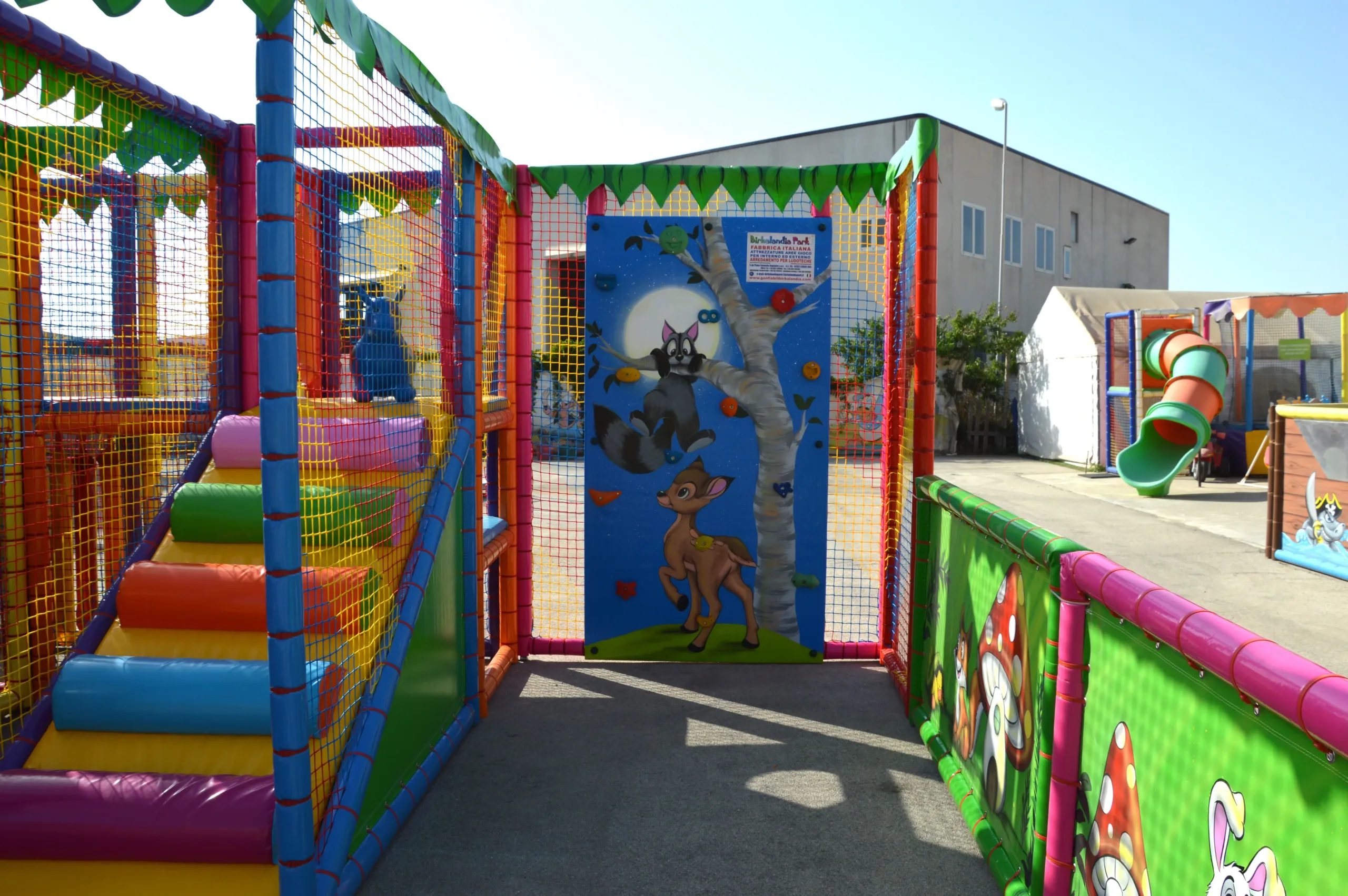 64d374d29fd00bde121e3297_Gioco Playground Indoor (17)
