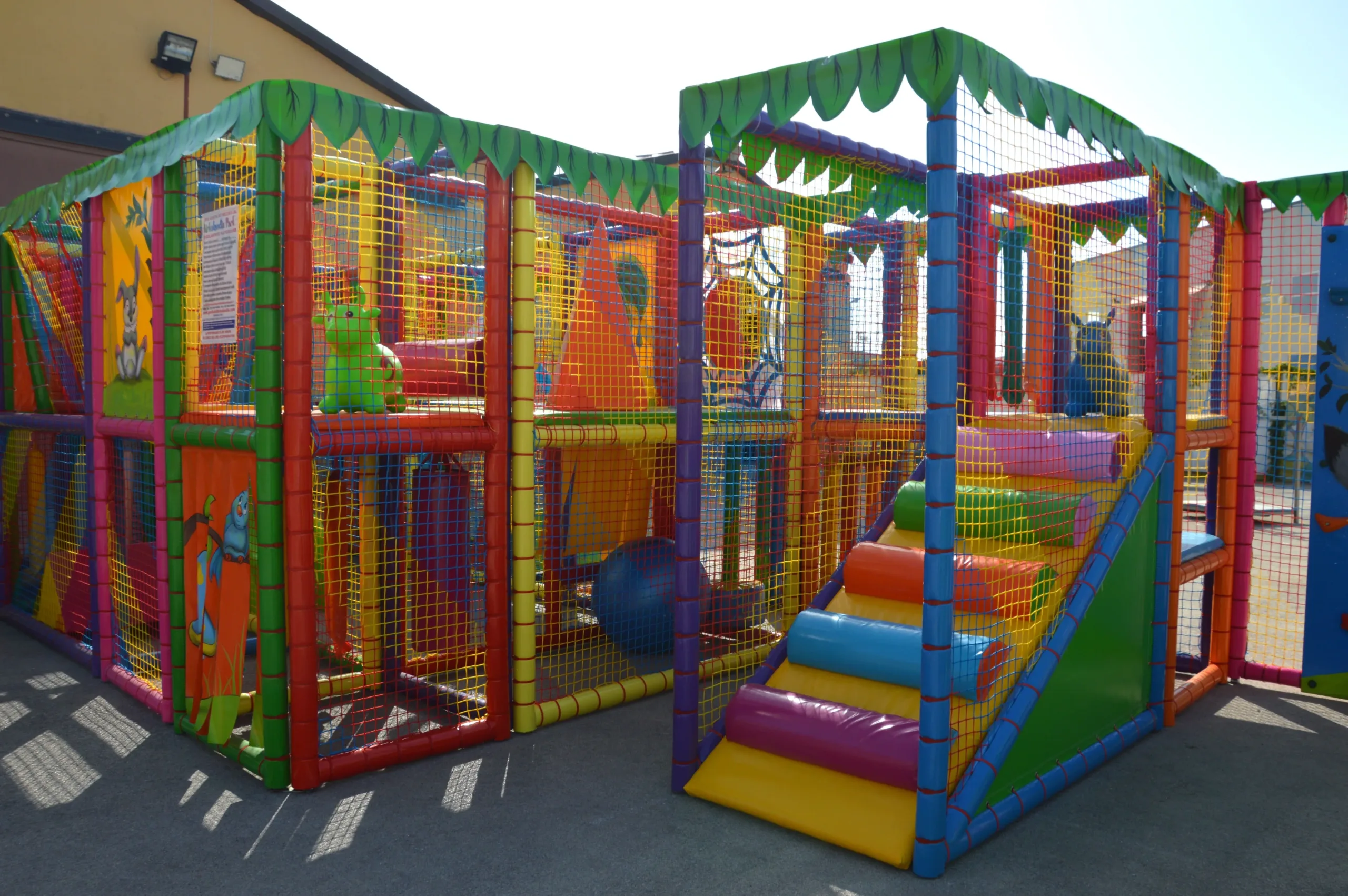 64d374d29fd00bde121e32cb_Gioco Playground Indoor (19)