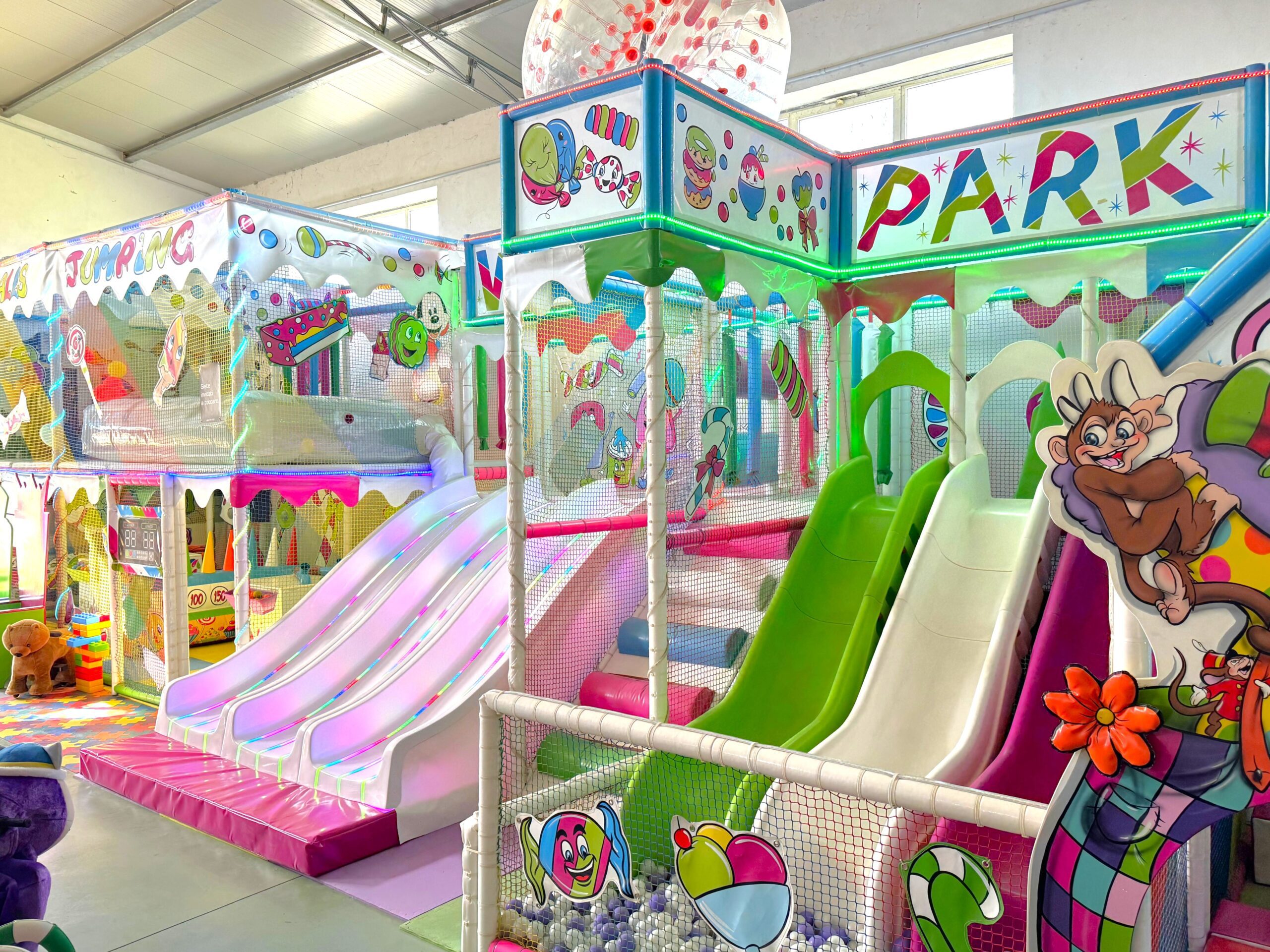 67a5f0a8563cd0073efa3e53_Gioco Playground con Luci Led (11)