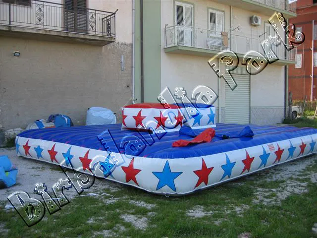 Gladiatore Americano Gonfiabile 1