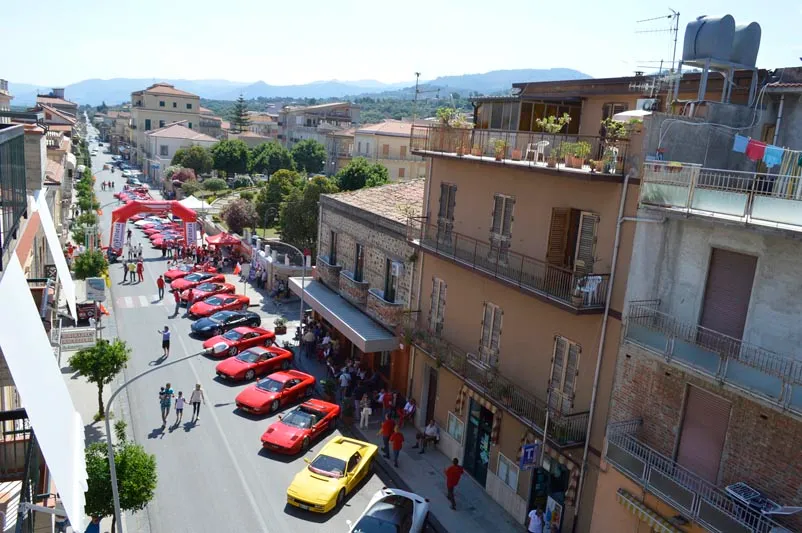 Gonfiabile Arco Pubblicitario SCUDERIA FERRARI CLUB 13