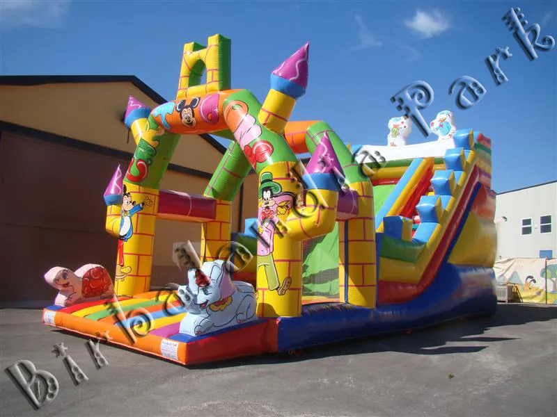 Gonfiabile Maxi Castello 1