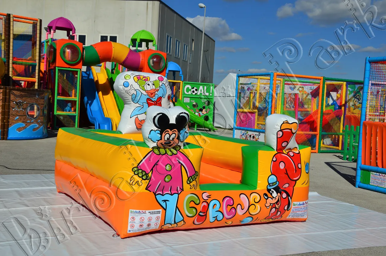 Gonfiabile Piscina palline per bambini 1