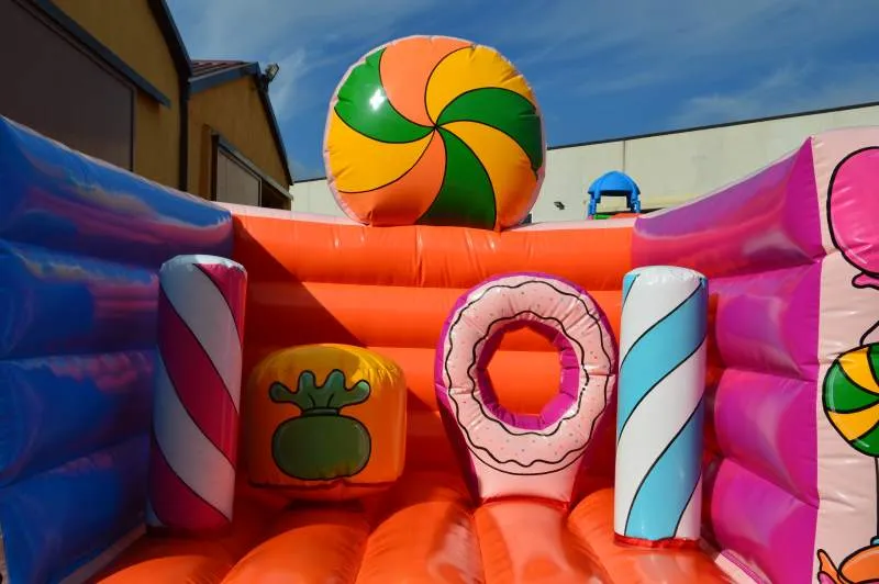 Gonfiabili Saltarello Sweet Candy 1