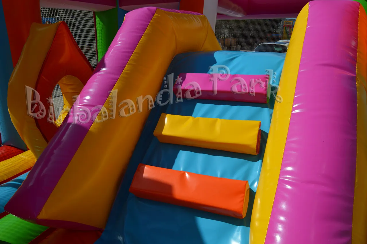 Multigioco con mega vasca palline 10