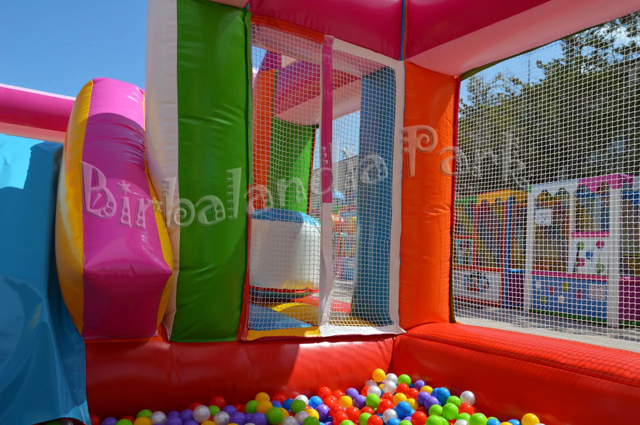 Multigioco con mega vasca palline 14