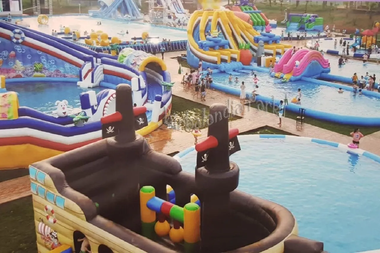 Parchi Giochi gonfiabili acquatici 6