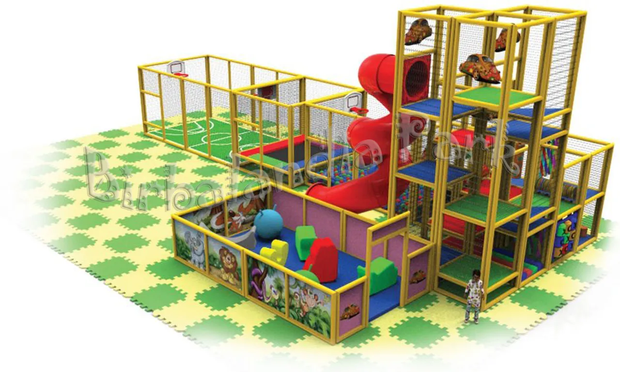 Playground con scivolo vortice