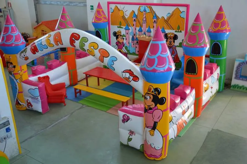Scenografia Gonfiabile Sala Compleanno 4