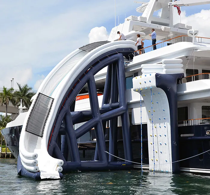 Scivolo e Arrampicata per Yacht