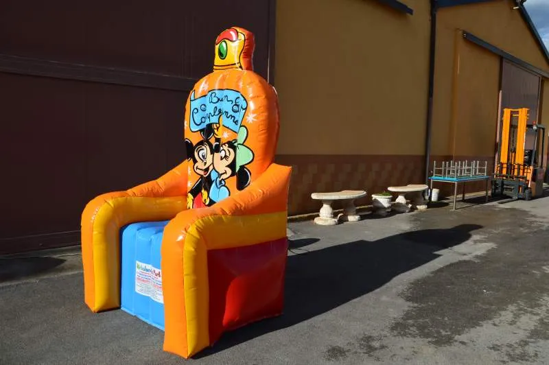 Trono Gonfiabile Buon Compleanno Love 2