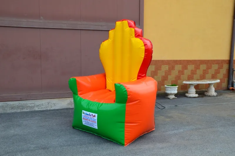 Trono Gonfiabile Italia 1