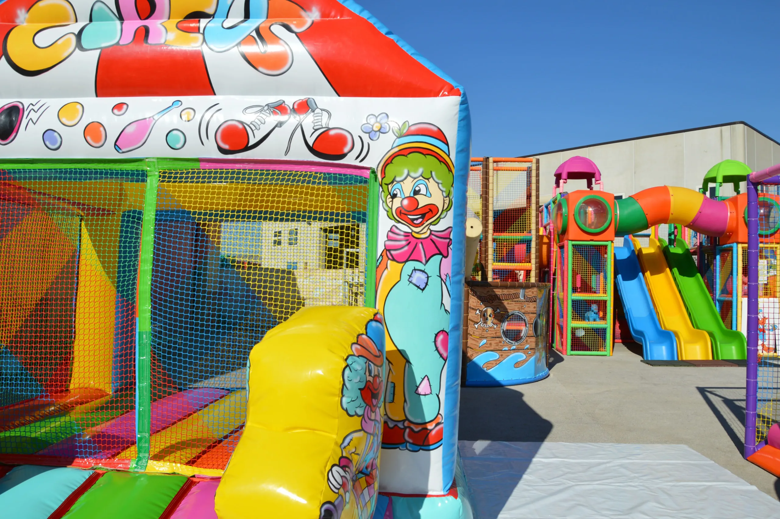 Vasca Palline Gonfiabile per Area Giochi 6
