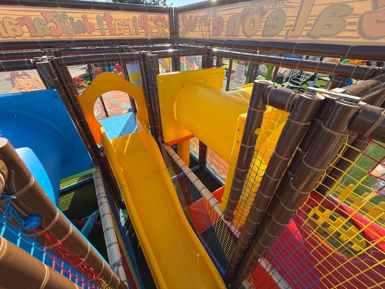 PlaygroundGaleonePirati10