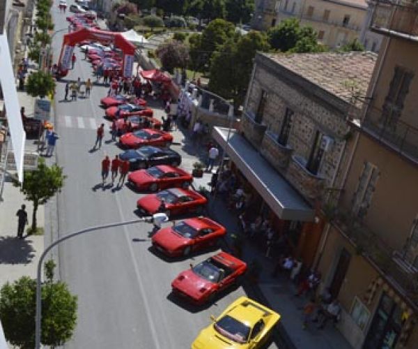 FERRARI 16