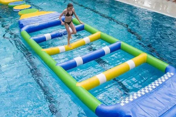 Giochi Gonfiabili per piscina
