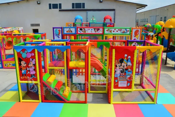 Gioco Playground Cartoon Party