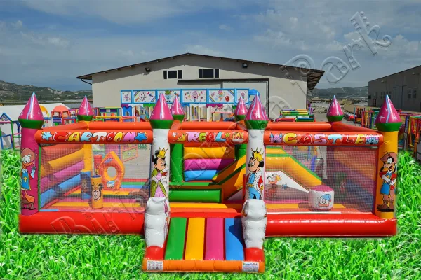 Gonfiabile Multigioco Real Castle