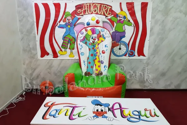 Gonfiabile Trono Clown