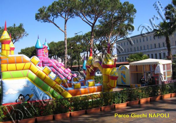 PARCHI GIOCHI ESTERNI 11