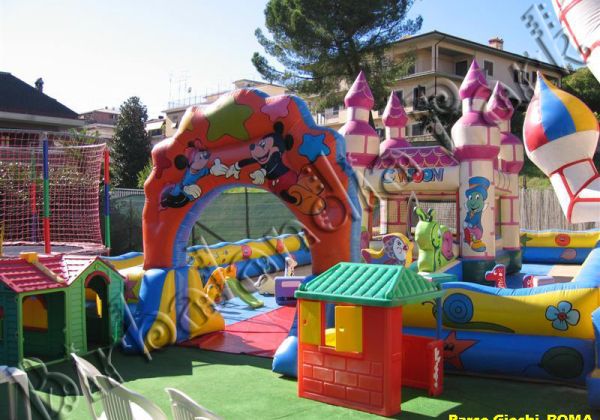 PARCHI GIOCHI ESTERNI 18