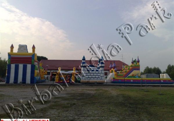 PARCHI GIOCHI ESTERNI 4