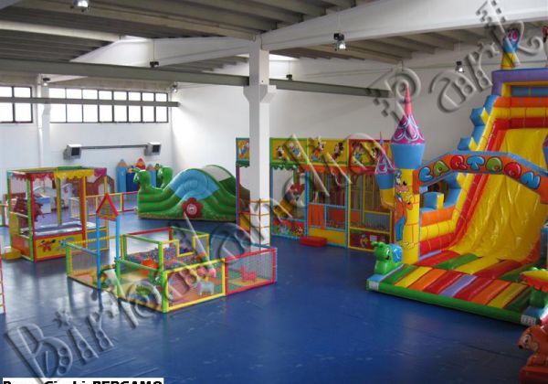 PARCHI GIOCHI INTERNI 28
