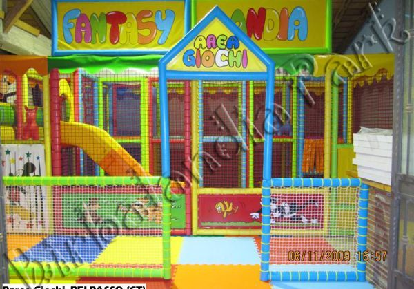 PARCHI GIOCHI INTERNI 68