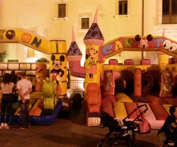 PARCO GIOCHI ALL'ESTERNO LICATA 14