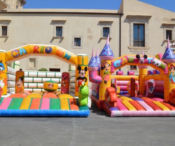 PARCO GIOCHI ALL'ESTERNO LICATA 5