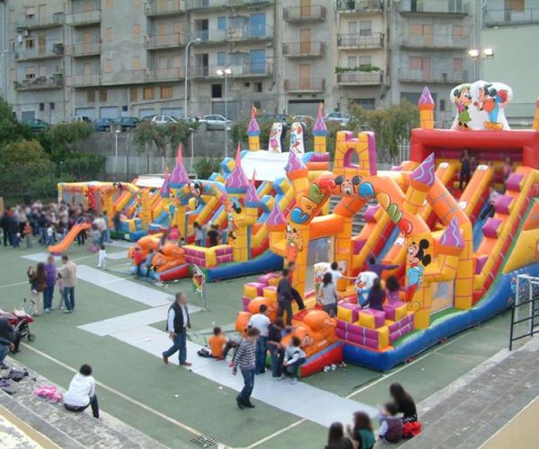 PARCO GIOCHI LONGI