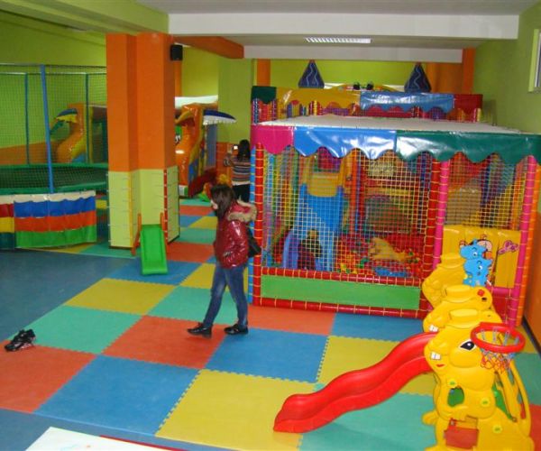 PARCO GIOCHI VENETICO 4
