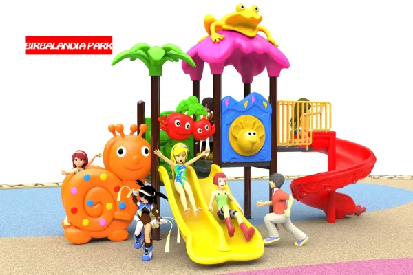 Parco giochi esterno