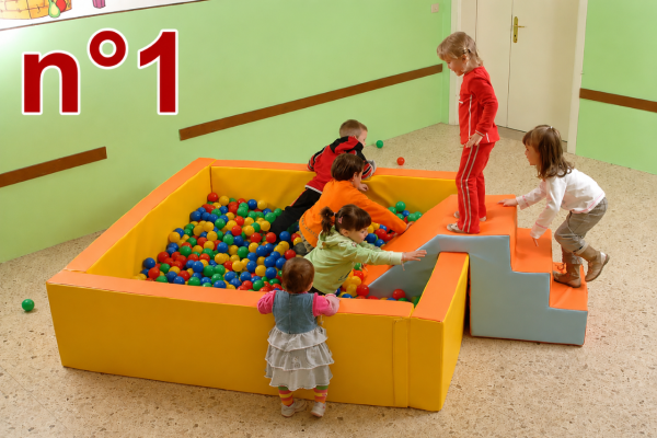 Piscina con palline soft1