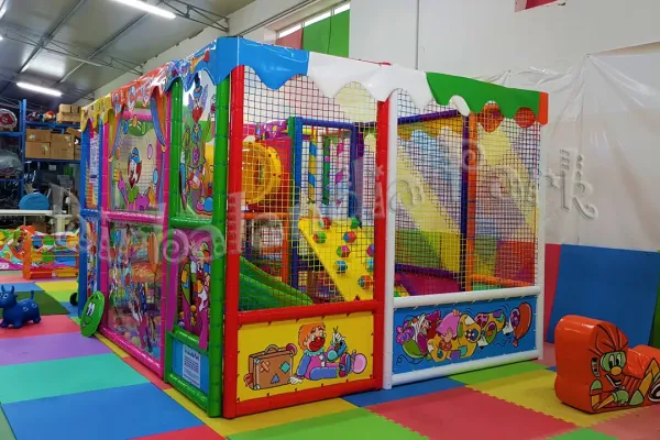 Playground Circus con Grande Scivolo