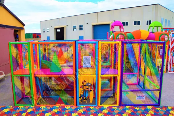 Playground Latina