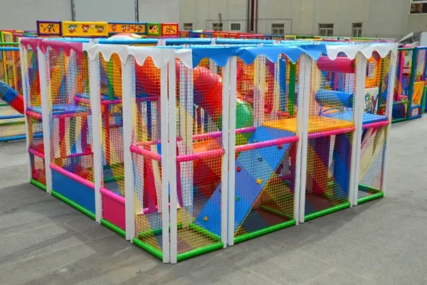 Playground White per interni