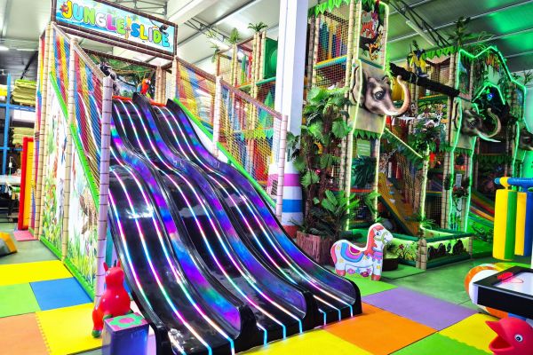 Playground scivolo con luci a led