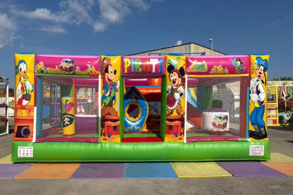 PlaygroundGonfiabilePirati