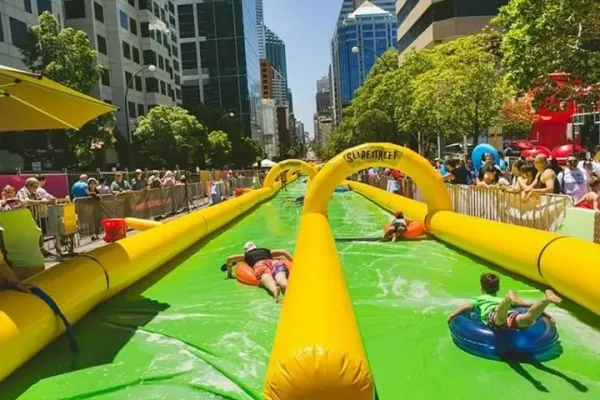 Slide The City Multiuso