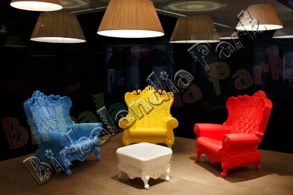 Troni in Plastica Multicolor