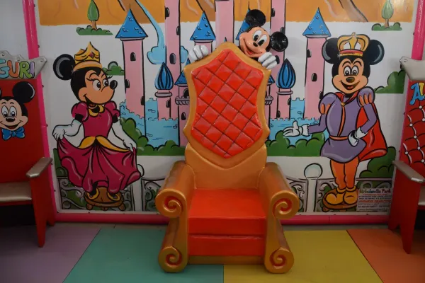 Trono Festa Topolino